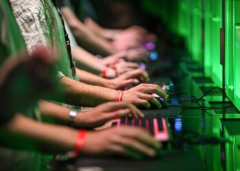 En büyük oyun fuarı Gamescom başladı