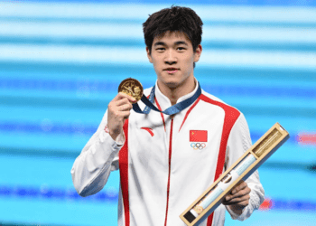 Zhanle Pan yüzmede dünya rekoru kırdı