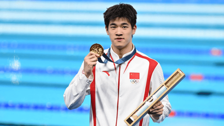 Zhanle Pan yüzmede dünya rekoru kırdı