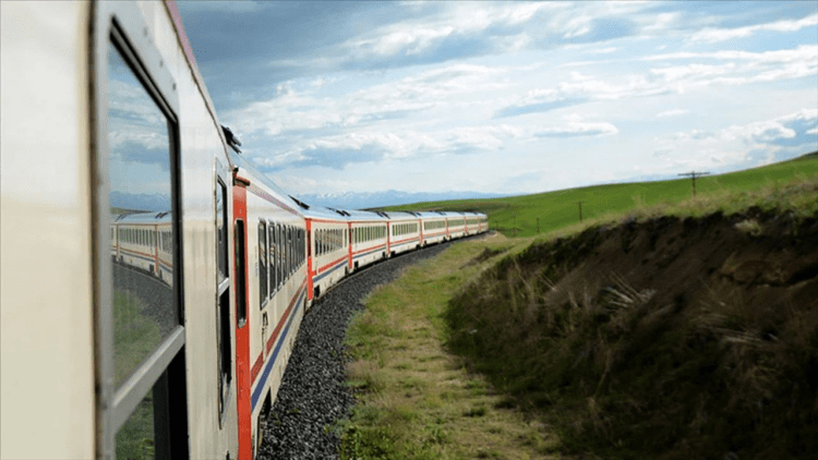 Ana hat trenlerin yemekli vagonları kiralanacak