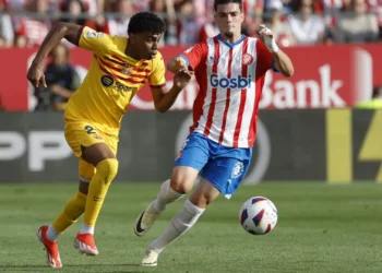 FIFA, ırkçılığa uğrayan futbolculara oyunu durdurma hakkı tanıdı