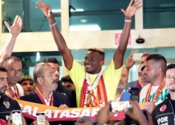 İtalya basınında Osimhen transferi: ‘Sözleşmesi onu bonservis maddesinin esiri yapmıştı’