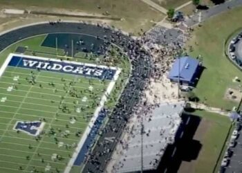 ABD’de okulda silahlı saldırı: 4 kişi öldü