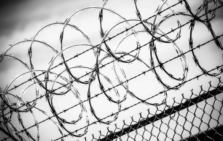 Halay çeken tutuklulara disiplin cezası