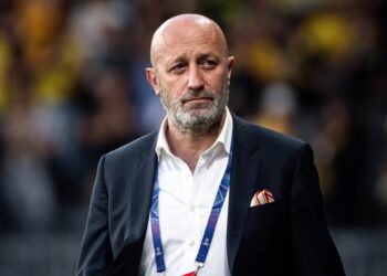 Galatasaray Futbol Direktörü Cenk Ergün istifa etti