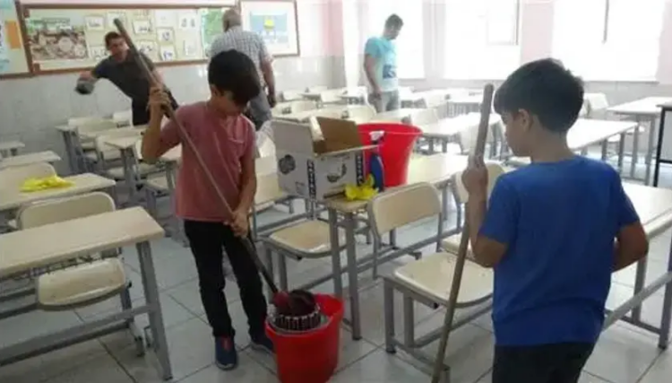 Bakan, 30 bin temizlik personeli alınacağını duyurdu