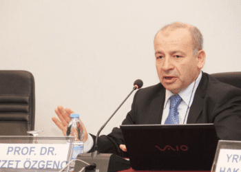 Prof. Dr. İzzet Özgenç: Erdoğan’a hakaret suçu Anayasa’ya aykırı