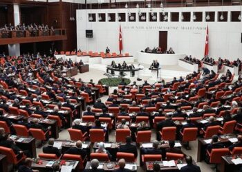 Yedi vekilin dokunulmazlık dosyası Meclis’te