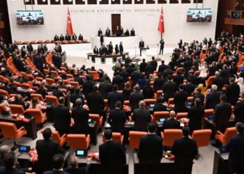 Anket: 10 kişiden yedisine göre Türkiye’de muhalefet boşluğu var