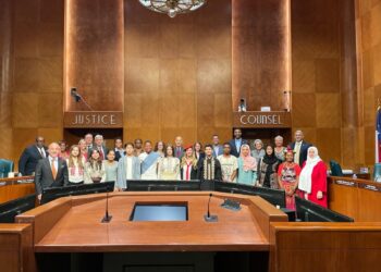 IFLC öğrencileri Houston Belediye Meclis Toplantısı’na katıldı