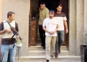 Hırsız, dolandırıcının parasını çaldı