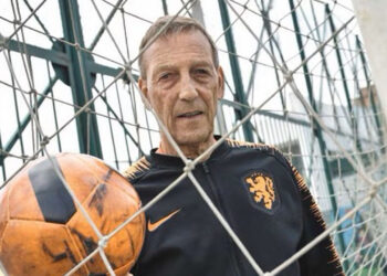 Hollandalı futbol efsanesi Johan Neeskens hayatını kaybetti