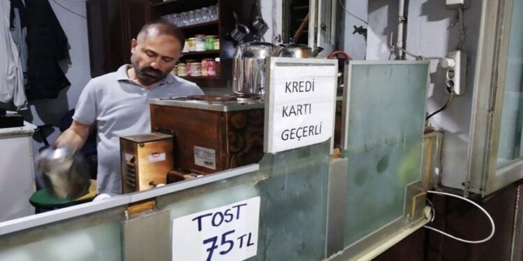 Kredi kartı ile çay dönemi başladı