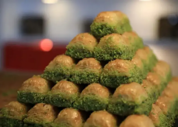 Antep fıstığı yerine ay çekirdeği