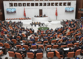 Öğretmenlik Mesleği Kanunu Teklifi’nin altı maddesi daha Meclis’ten geçti