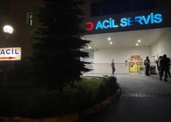 30 öğrenci gıda zehirlenmesi şüphesiyle hastanelik oldu