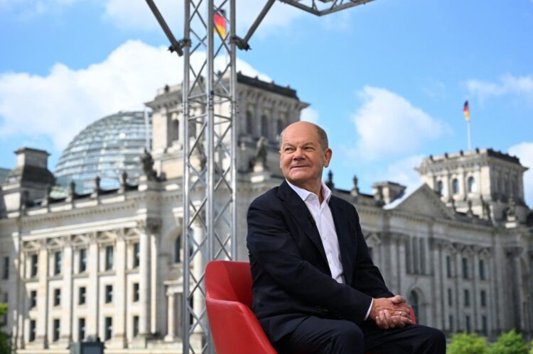 SPD’nin başbakan adayı Olaf Scholz oldu