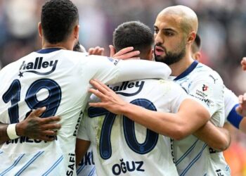 Fenerbahçe, Kayseri deplasmanında farklı kazandı