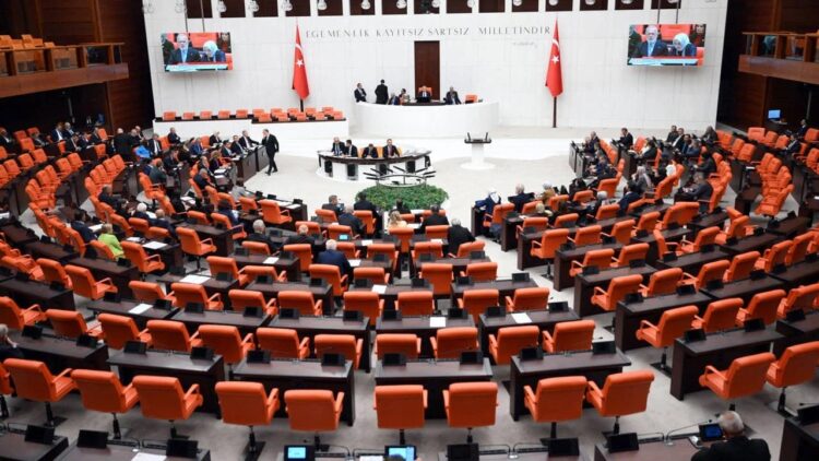 12 milletvekilinin dokunulmazlık dosyaları Meclis’te