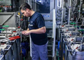 Alman işverenlerden uyarı: Suriyeliler giderse sıkıntı artar