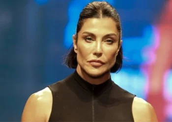 Deniz Akkaya için yakalama kararı