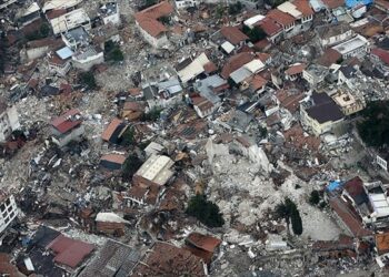 Kapalıçarşı kuyumcuları, “Sahte altın nasıl anlaşılır” sorusuna yanıt verdi