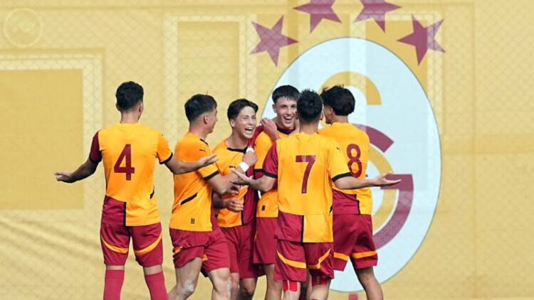 Galatasaray’dan Fenerbahçe’ye tarihi fark; U17 derbisinde dokuz gol atıldı