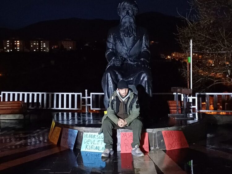 Esad ailesinin gizli serveti