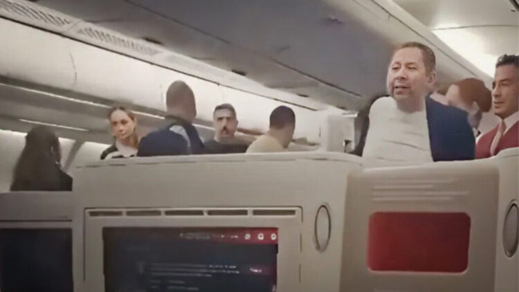 Petlas Yönetim Kurulu Üyesi Özcan, uçakta olay çıkardı: Milyar dolarlık adamım, Türkiye’yi satın alırım