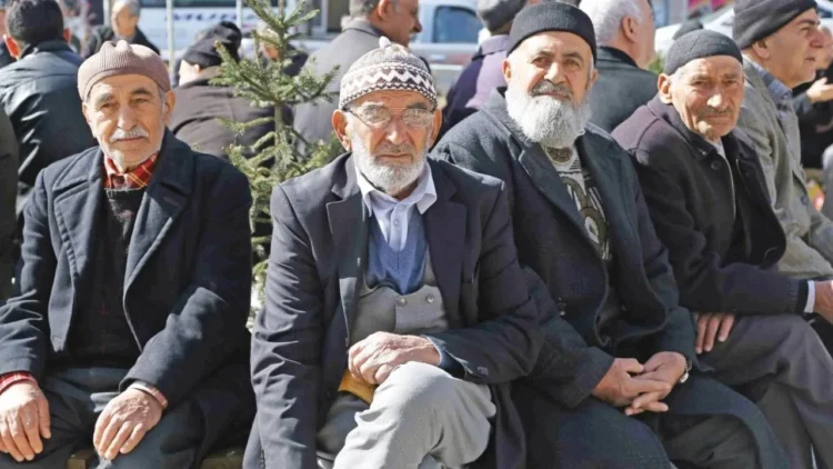 Suriye’de Baas Partisi’nin eski üyeleri anlatıyor: ‘Baasçı değilseniz herhangi bir işe giremezdiniz’