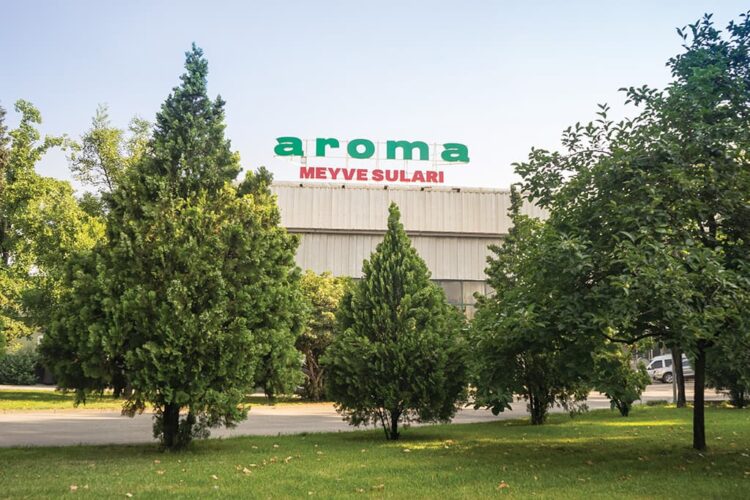Meşrubat markası Aroma her şeyini satışa çıkardı