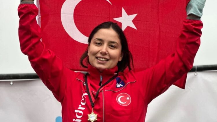 Bengisu Avcı, üç altın madalya kazandı