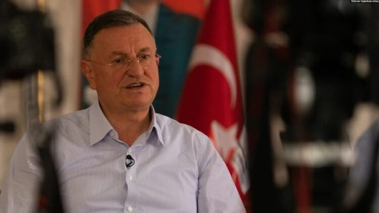 CHP, Lütfü Savaş’ı ihraç etti