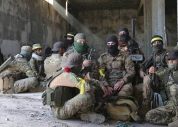 İddia: Rejim karşıtı gruplar Şam’ın bazı banliyölerine girdi