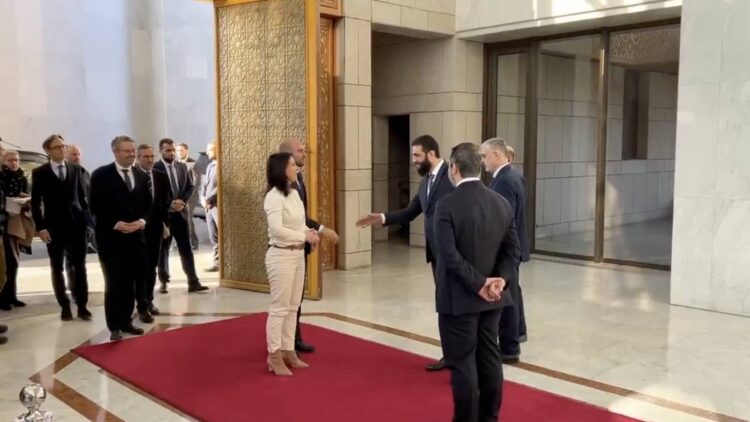 Almanya ve Fransa Dışişleri Bakanları, Şam’a gitti: Colani, Alman Bakan’ın elini sıkmadı