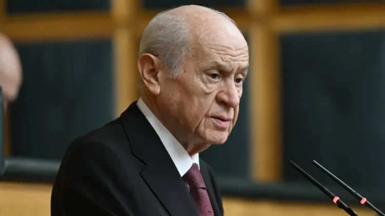 Bahçeli’den Gezi tehdidi: Kınında beklemekte yoğrulmuş kılıç gibi buradayız