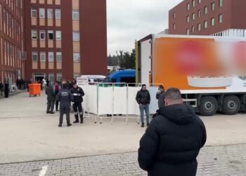 Bolu’da hastane morgu doldu, cenazeler soğuk hava depolu tıra konuldu