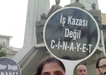 Almanya’da bıçaklı saldırı: 1’i bebek 2 kişi hayatını kaybetti