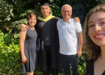 Sözcü yazarı Nedim Türkmen ve ailesi Bolu’daki yangında hayatını kaybetti