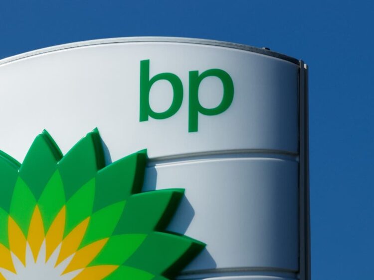 BP, binlerce çalışanını işten çıkarıyor