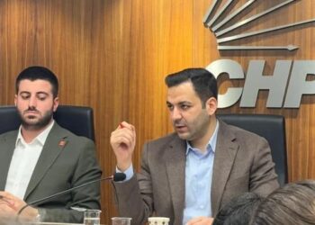 CHP Gençlik Kolları başkanına yurt dışına çıkış yasağıyla serbest