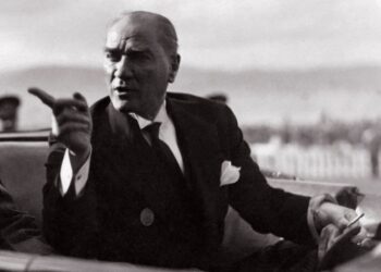 MİT 1935 tarihli raporu paylaştı; Atatürk gazeteci için ‘ajan’ demiş