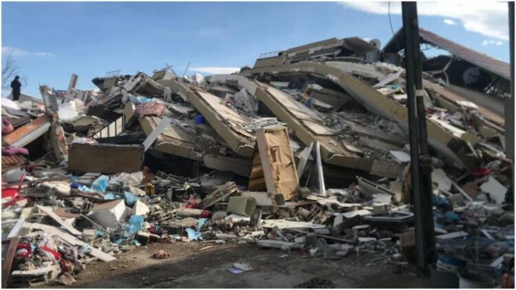 6 Şubat depremlerinde yaşamını yitiren 59 kişi için bin 475 yıla kadar hapis cezası istemiyle yargılanan müteahhit Celal Arık tahliye edildi