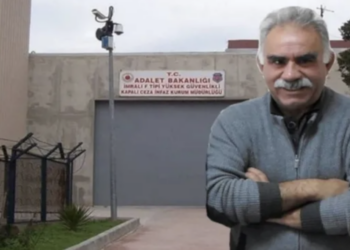 DEM Parti’de hazırlık: Öcalan açıklaması, dev ekranda izletilecek