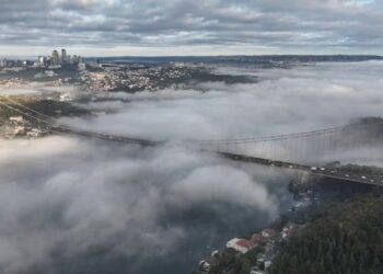 İstanbul Boğazı’nda gemi trafiği çift yönlü askıya alındı