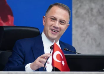 Beylikdüzü Belediye Başkanı Murat Çalık tutuklandı: ”Tutuklanan biz değil milletin iradesidir”