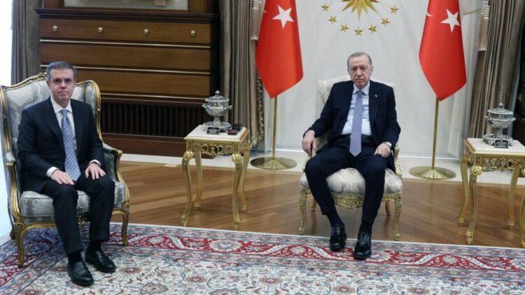 CHP’nin boykot listesindeki İhlas Holding’den Erdoğan ziyaret