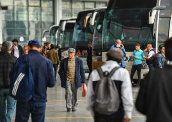Bayram tatili öncesinde otobüs bileti yüzde 70, uçak yüzde 350 zamlandı