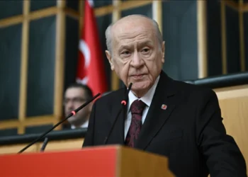 Bahçeli’den CHP’ye 15 Temmuz hatırlatması ile ‘sokak’ uyarısı: Karşılarına başkaları dikilirse çatışma nasıl önlenecek?