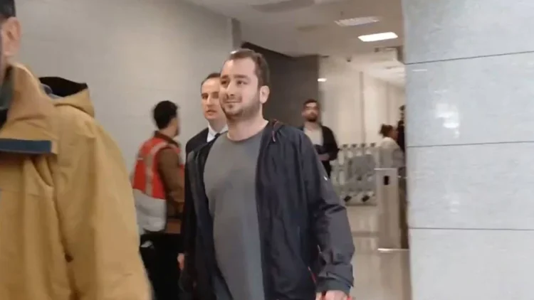 Duruşmasına girmeye çalışan genç gözaltına alındı
